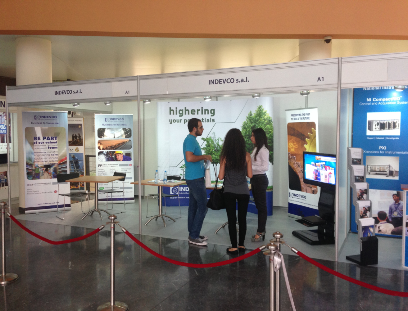 INDEVCO Group Meets Students at Engineering Job Fair 2013