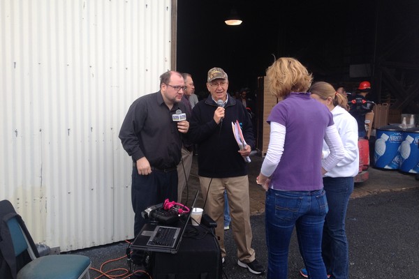 Photoblog: Interstate Container Joins Hands with Mountaire Farms for Thanksgiving 2014