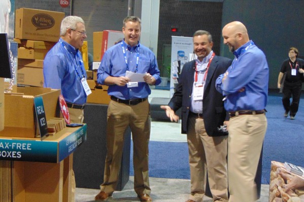 Photoblog: Greencoat® Wax-Free Boxes Attract Visitors at International Production & Processing Expo 2015