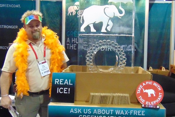 Photoblog: Greencoat® Wax-Free Boxes Attract Visitors at International Production & Processing Expo 2015
