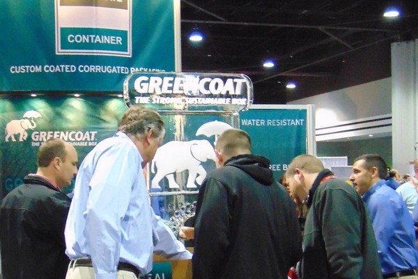 Photoblog: Greencoat® Wax-Free Boxes Attract Visitors at International Production & Processing Expo 2015