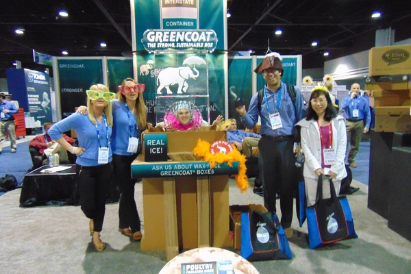Photoblog: Greencoat® Wax-Free Boxes Attract Visitors at International Production & Processing Expo 2015