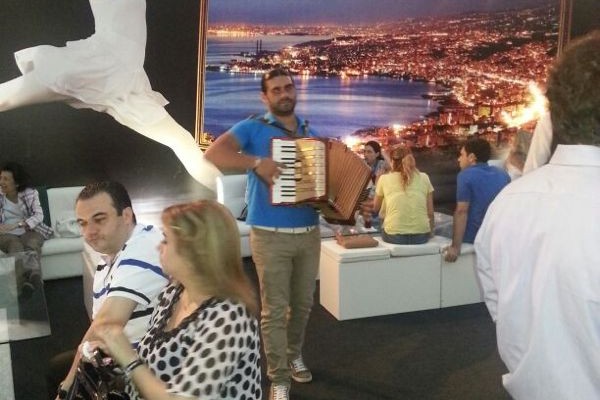 Photoblog: Sanita Sets Up VIP Lounge for Michel Sardou Concert