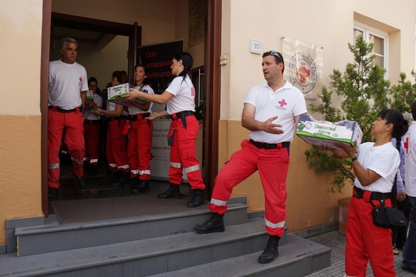 UNIPAKHELLAS Helps Hellenic Red Cross Feed the Poor in Greece