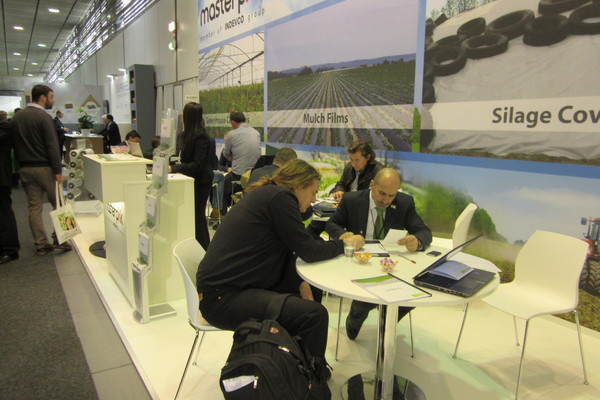 Photoblog: Masterpak Exhibits Flexible Packaging at FRUIT LOGISTICA 2015