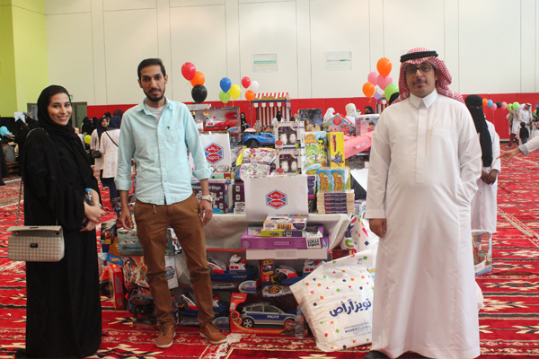 Napco National Distributes Toys on International Childhood Cancer Day 2018