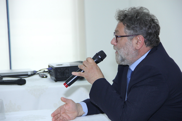 INDEVCO CEO Shares Insights with Summer Interns
