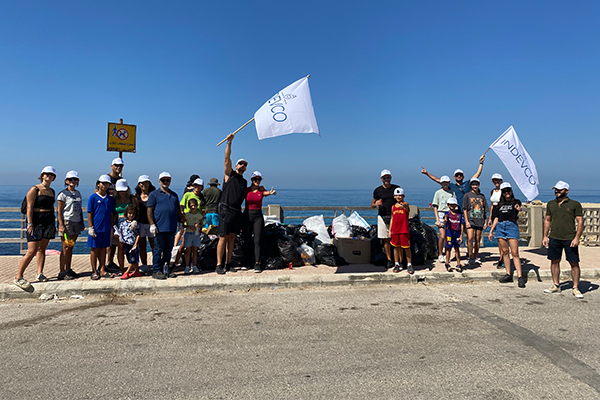 INDEVCO Cleans the Amchit Shore to Contribute to a Healthier Ecosystem